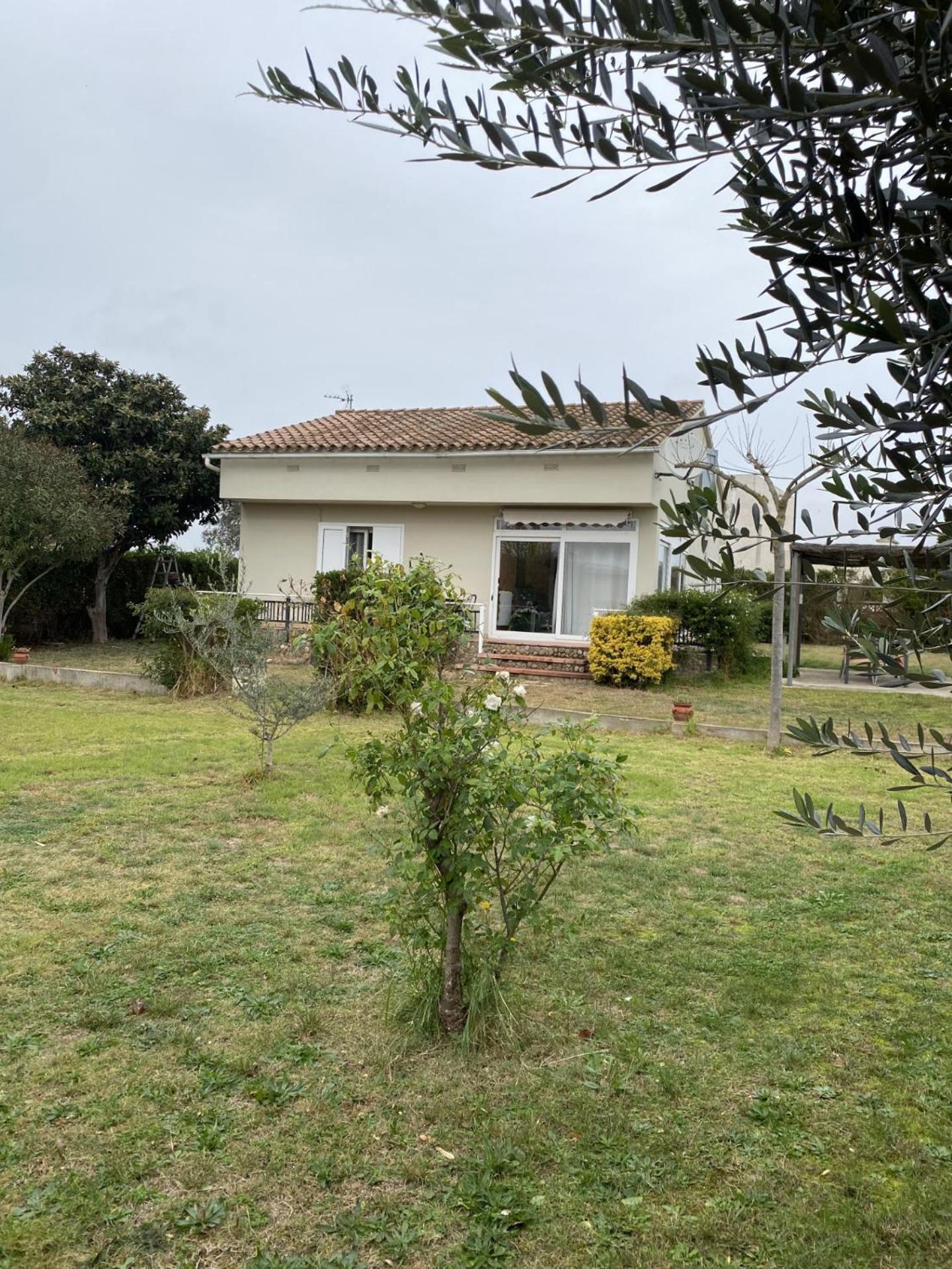 Casa Les Roques Villa Bascara Bagian luar foto