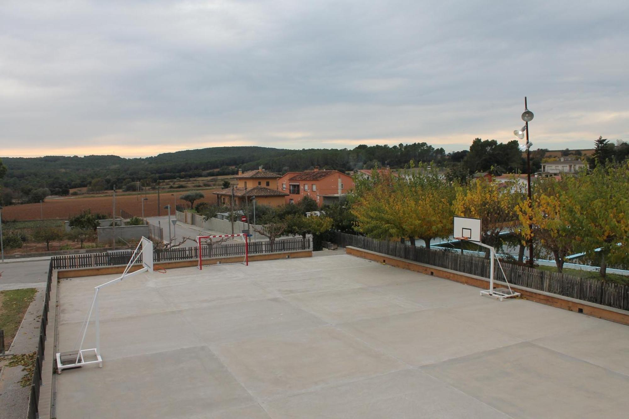 Casa Les Roques Villa Bascara Bagian luar foto